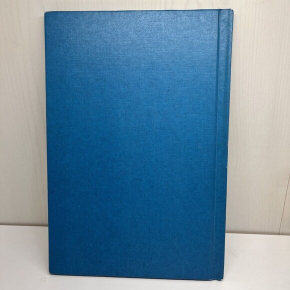 Vtge Serendipity Hardcover Books Leo The Lop Tail & Two Trapper Stephen Cosgrove - Picture 11 of 16